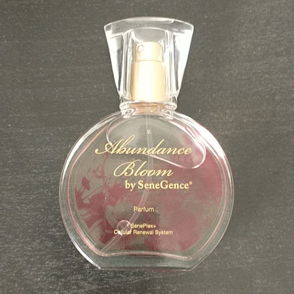 SeneGence Abundance Bloom perfum